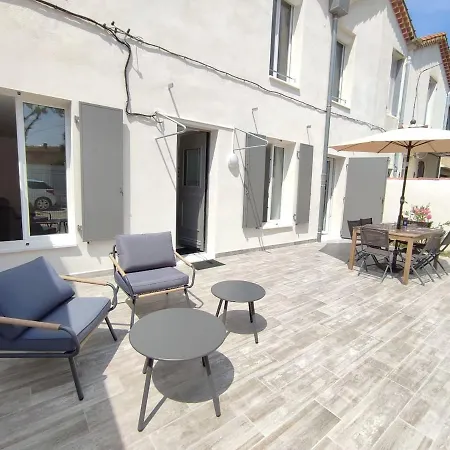 Maison Au Calme Avec Parking Proche Centre-ville Holiday home *